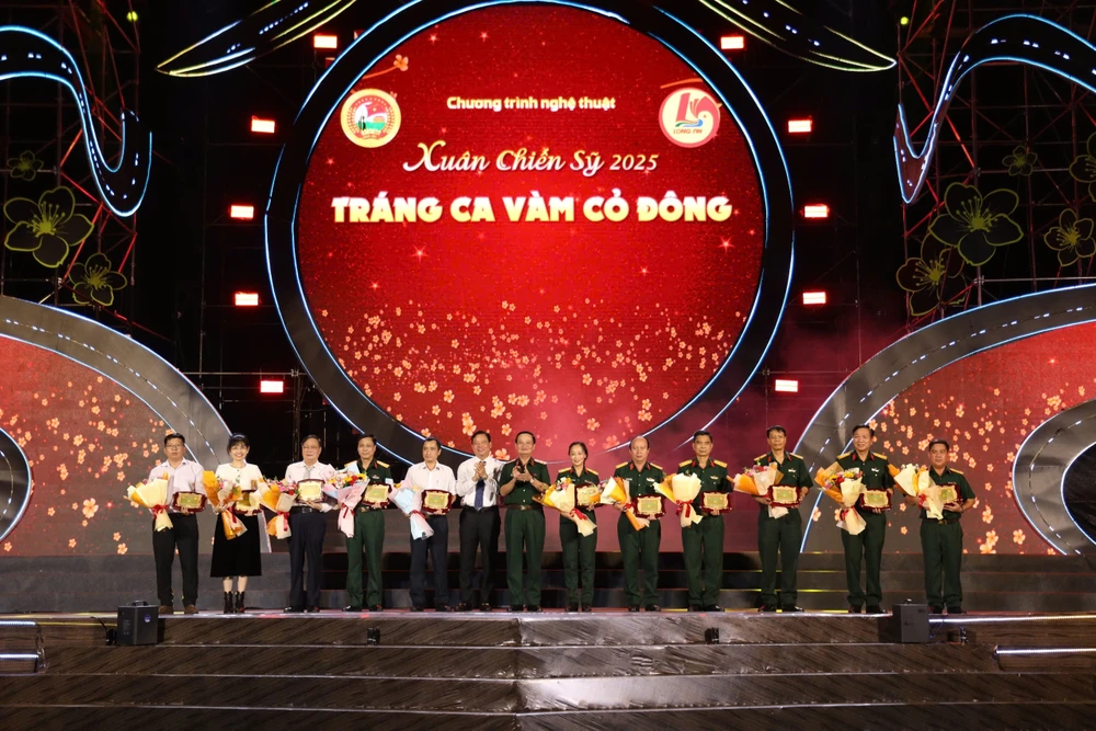 Xuân chiến sĩ_15.jpg