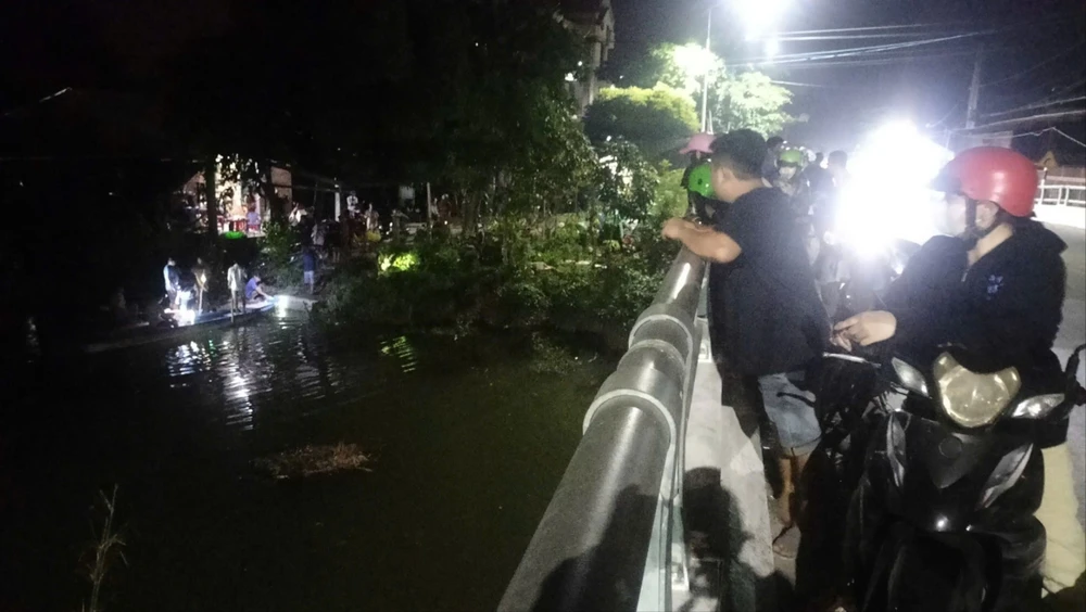 Bé trai 3 tuổi.jpg