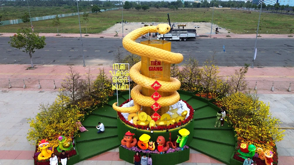 lượt du khách 5.JPG