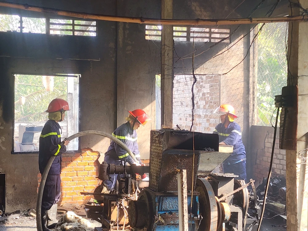 cháy nhà kho (7).jpg