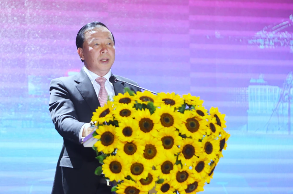 cùng phát triển với doanh nghiệp.JPG