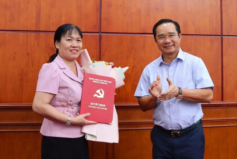 Tỉnh ủy Long An.jpg