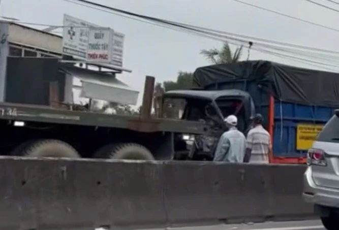 tài xế xe tải 2.jpg