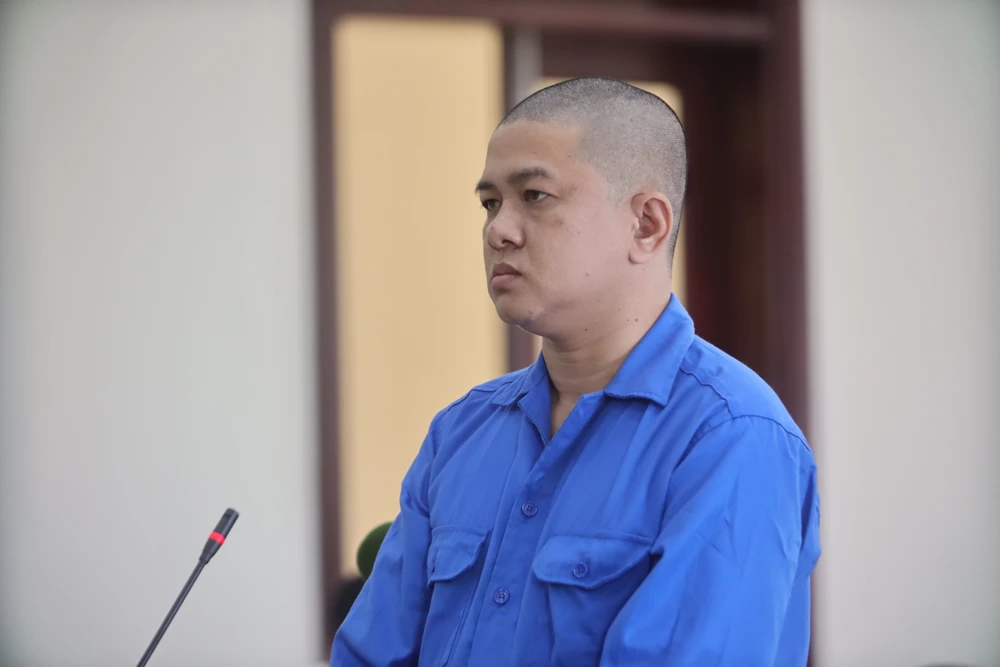 dùng súng bắn chết 5.JPG