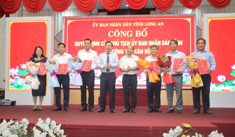 Tinh gọn bộ máy .JPG