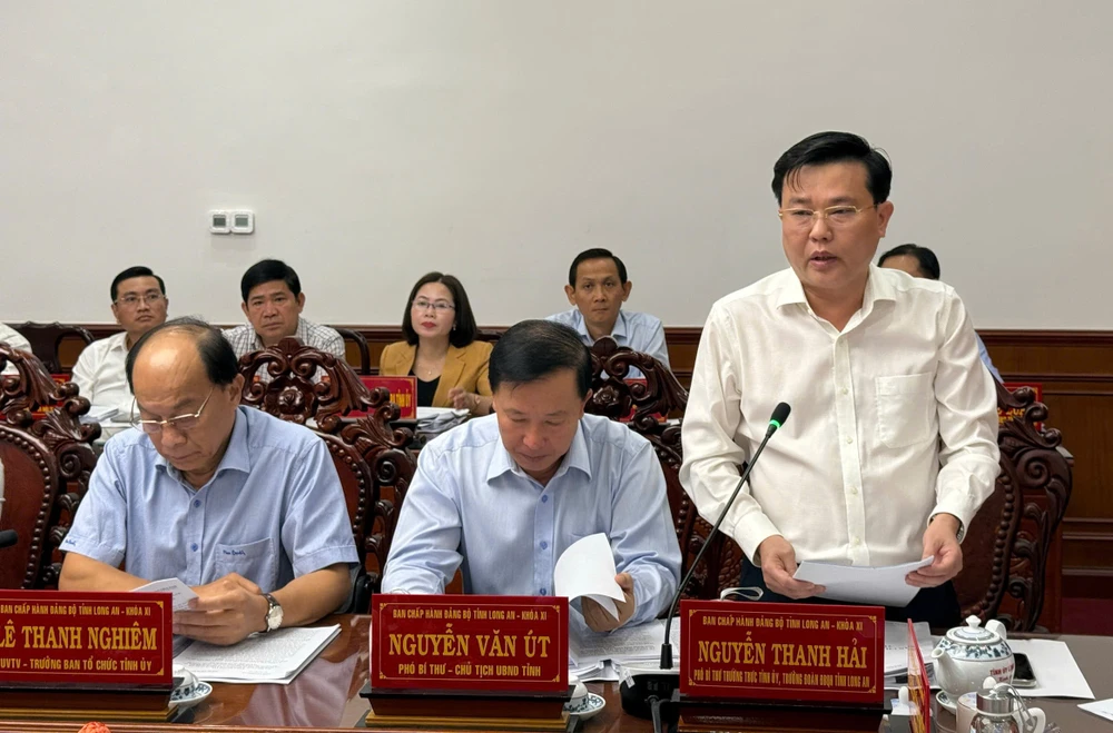 Bộ Chính trị 1.jpg