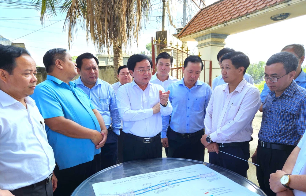 Bí thư tỉnh ủy Long An.jpg