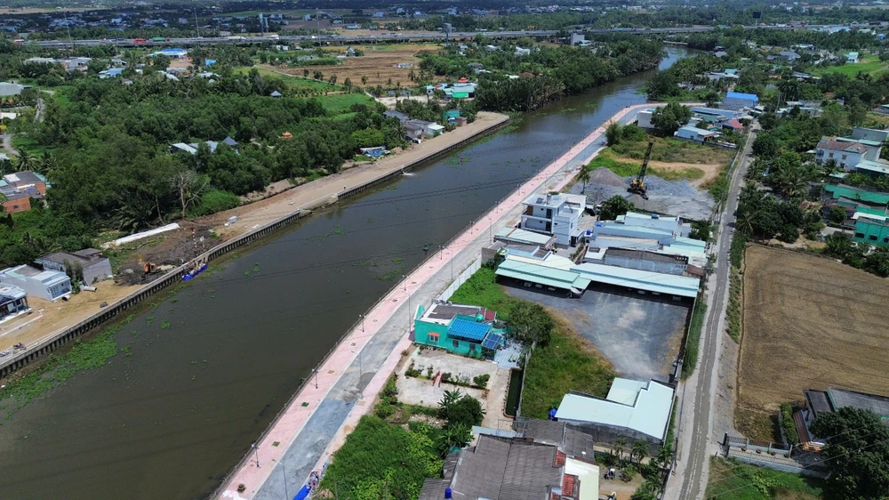 Dự án kè bờ sông Vàm Cỏ Đông 3.jpg