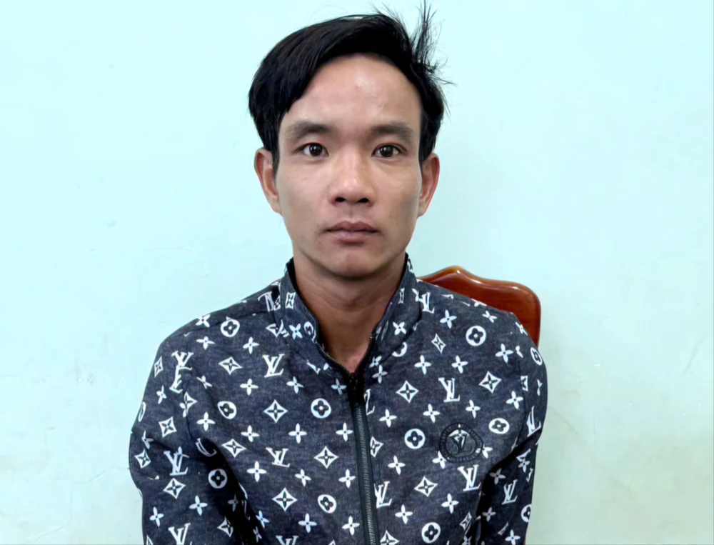 Trộm dây điện.jpg