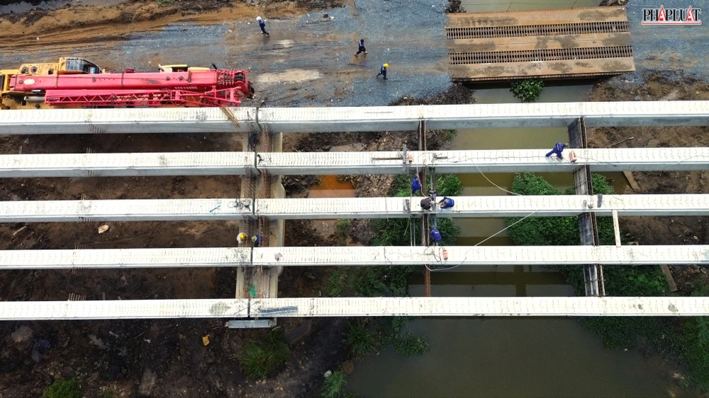 Cầu Tây Long 1.JPG