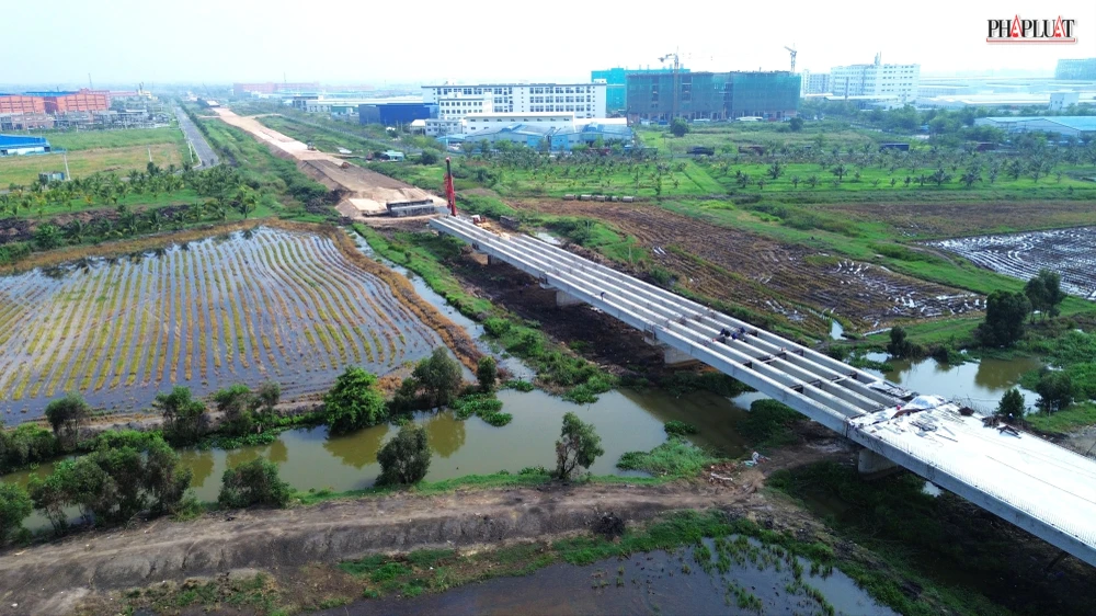 Cầu Tây Long 5.JPG