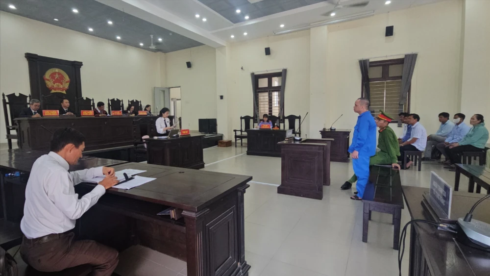 chiếm đoạt hơn 1 tỉ đồng.jpg