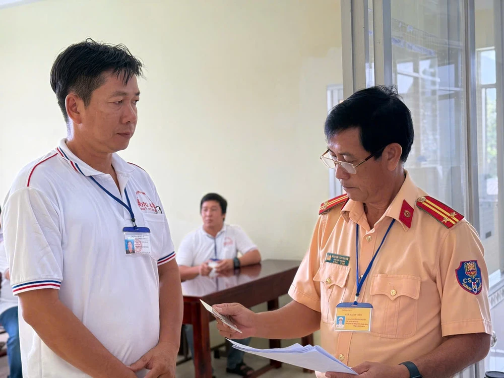 thi sát hạch GPLX ô tô (1).jpg