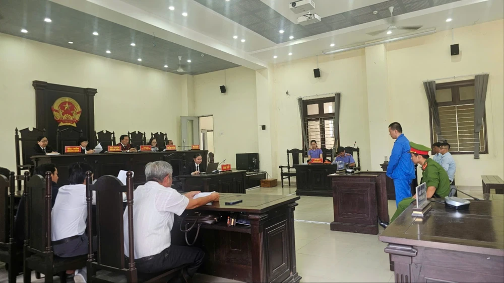 Phó giám đốc.jpg