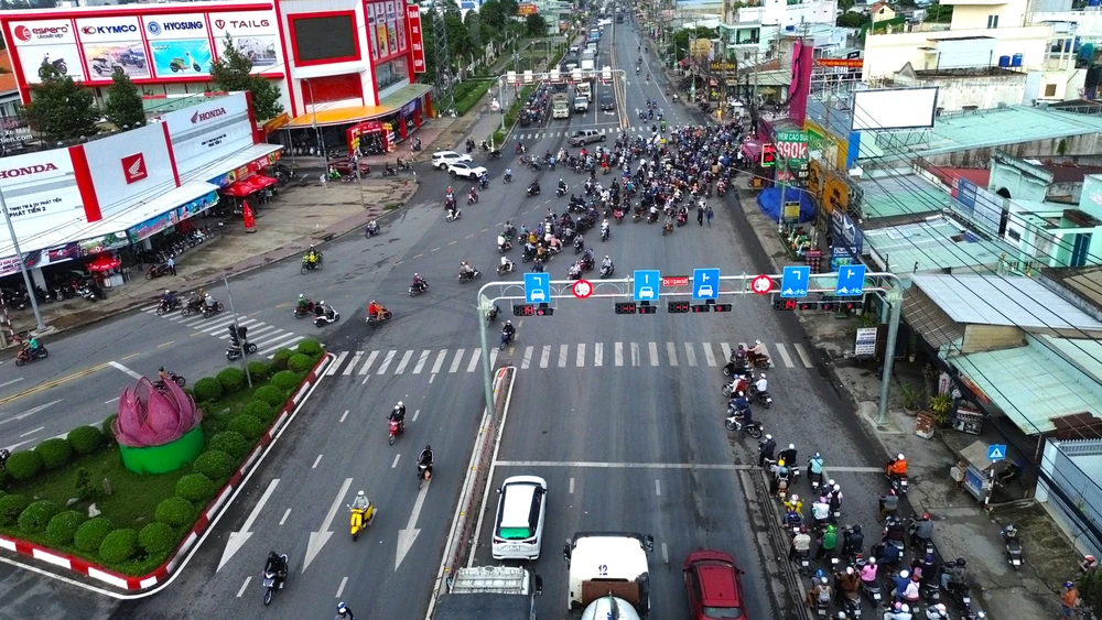 ngã tư Long Kim 5.JPG