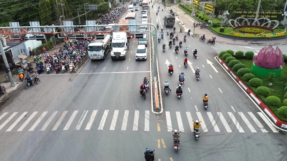 ngã tư Long Kim 6.JPG