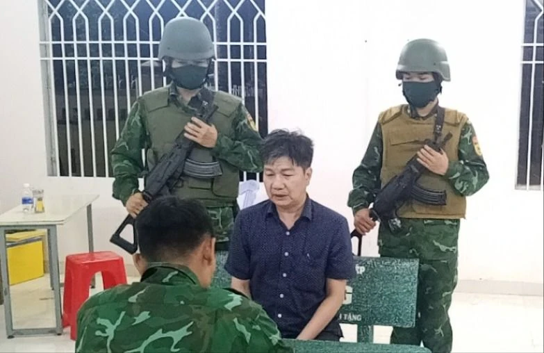 Hai khẩu súng.jpg