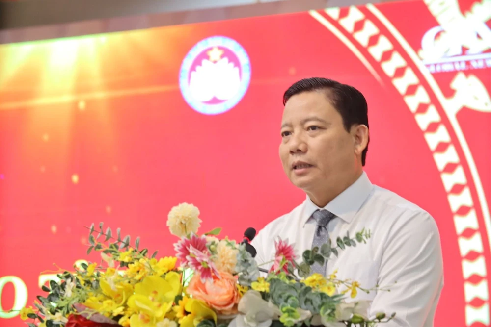 Ông Phạm Tấn Hòa, Phó Chủ tịch UBND tỉnh Long An phát biểu tại buổi hội thảo. Ảnh: HD