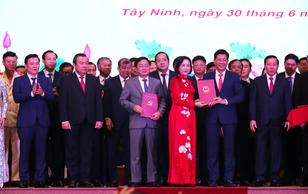 Tỉnh Tây Ninh 6.JPG