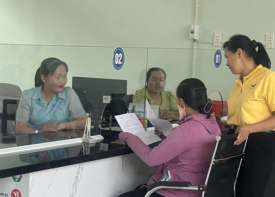 Tây Ninh: Chính quyền 2 cấp vận hành ngày đầu, người dân phấn khởi