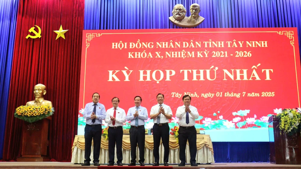 Tỉnh Tây Ninh.jpg