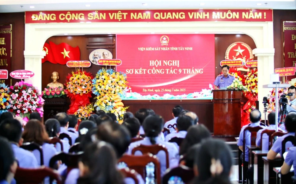 lừa đảo qua mạng.JPG