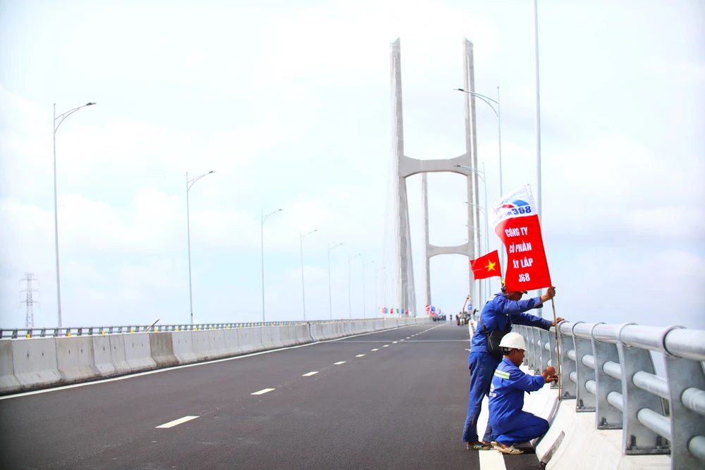 Cầu Rạch Miễu 2 9.JPG