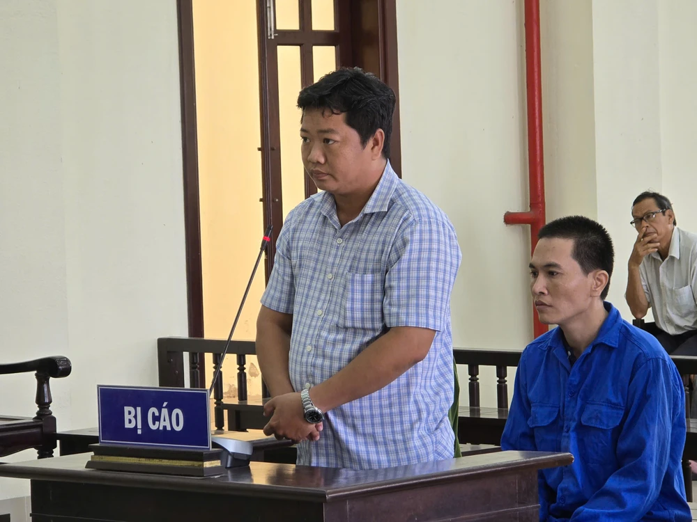 cấp khống 54 giấy chứng nhận nghỉ việc 1.jpg