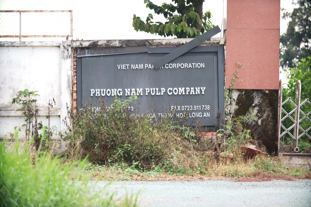 Nhà máy bột giấy Phương Nam 13.JPG