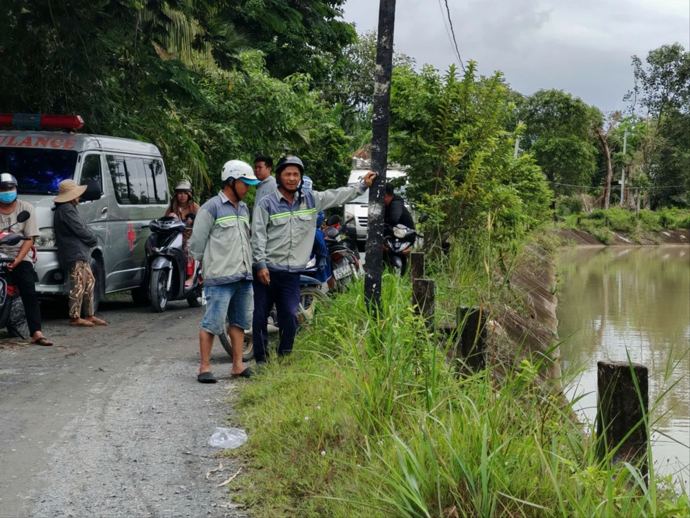 mâu thuẫn tình cảm.jpg
