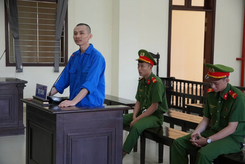 Lê Thanh Nhất Nguyên 1.jpg