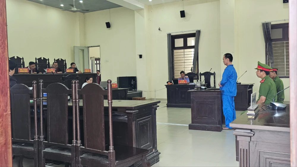 Chạy xe nẹt pô.jpg