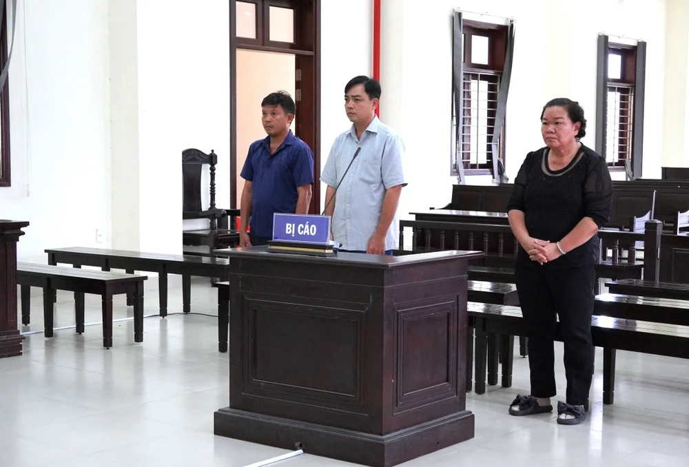 cựu hiệu trưởng