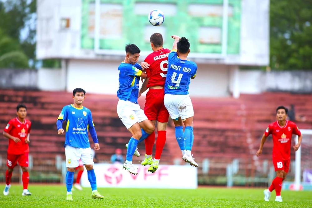 derby miền Tây 2.jpg