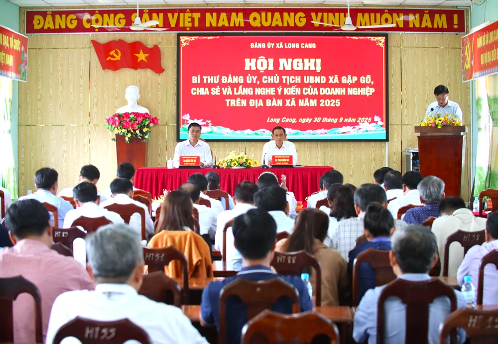 Bí thư xã (1).JPG