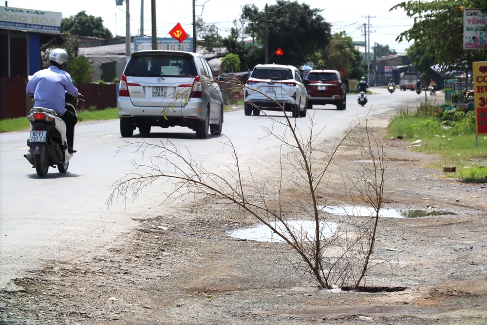 Quốc lộ 62 7.JPG