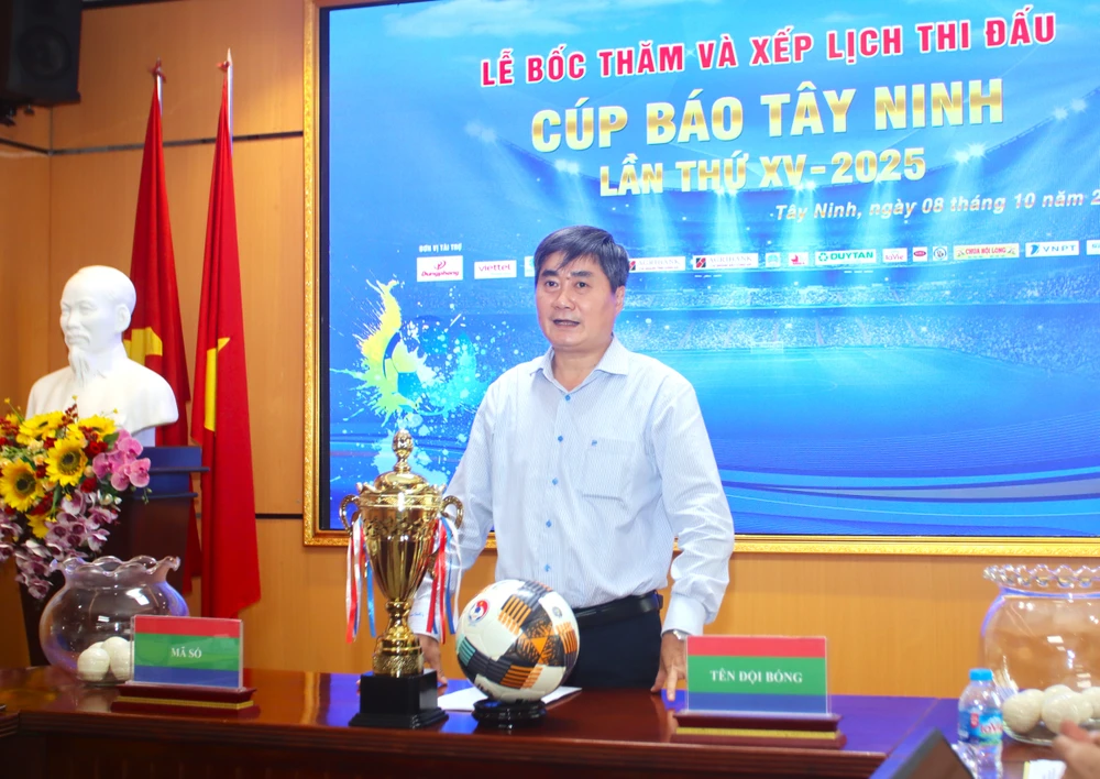 Cúp Báo Tây Ninh 3.JPG