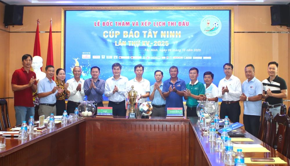 Cúp Báo Tây Ninh.JPG