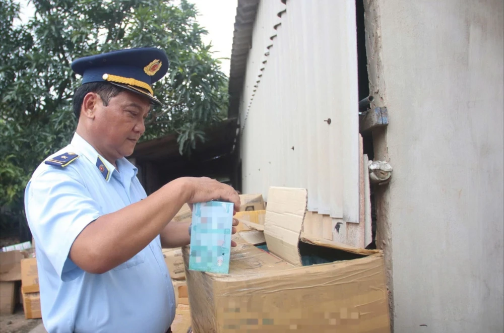 hàng nhập lậu.jpg