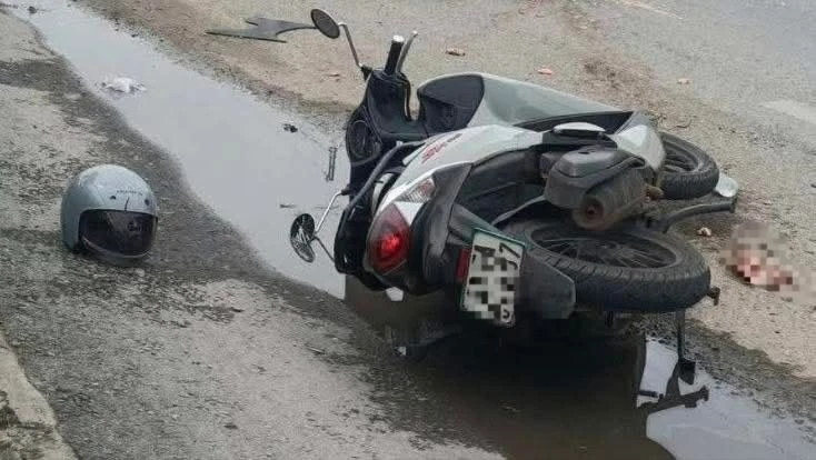 va chạm với xe đầu kéo.jpg