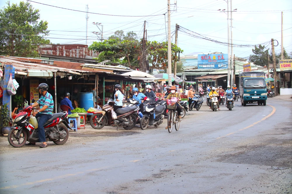 Quốc lộ 62 18.JPG