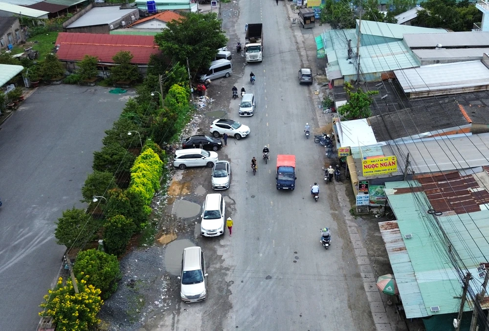 Quốc lộ 62 2.JPG