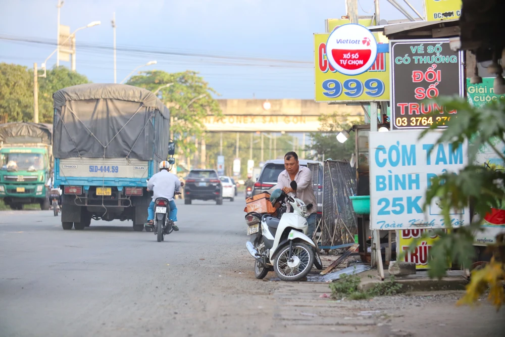 Quốc lộ 62 9.JPG