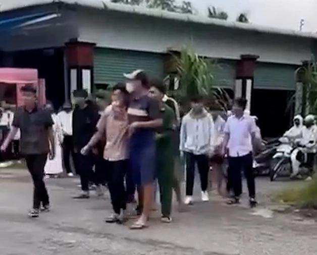  4 vụ học sinh đánh nhau (2).jpg