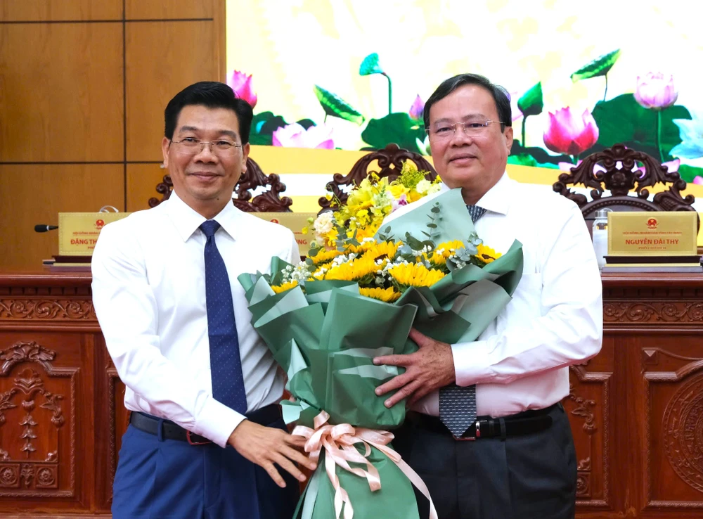 ông Lê Văn Hẳn 2.jpg