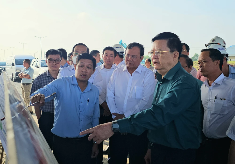 Phó Thủ tướng Mai Văn Chính.jpg