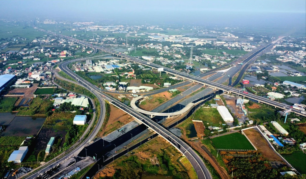 Phó Thủ tướng Mai Văn Chính.jpg