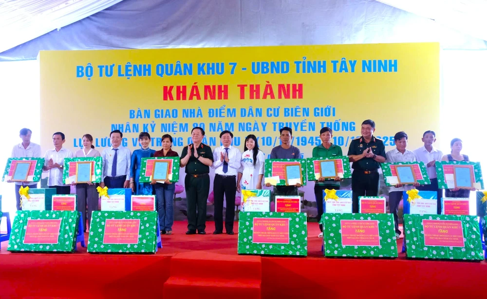 chương trình về nguồn 4.jpg