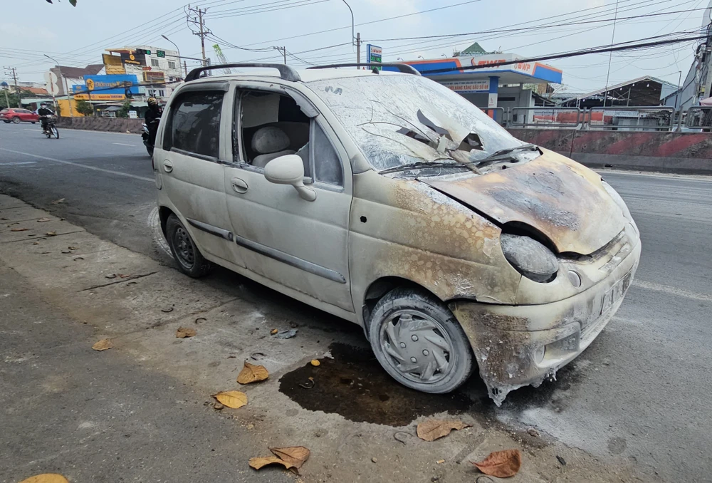 bốc cháy dữ dội 2.jpg