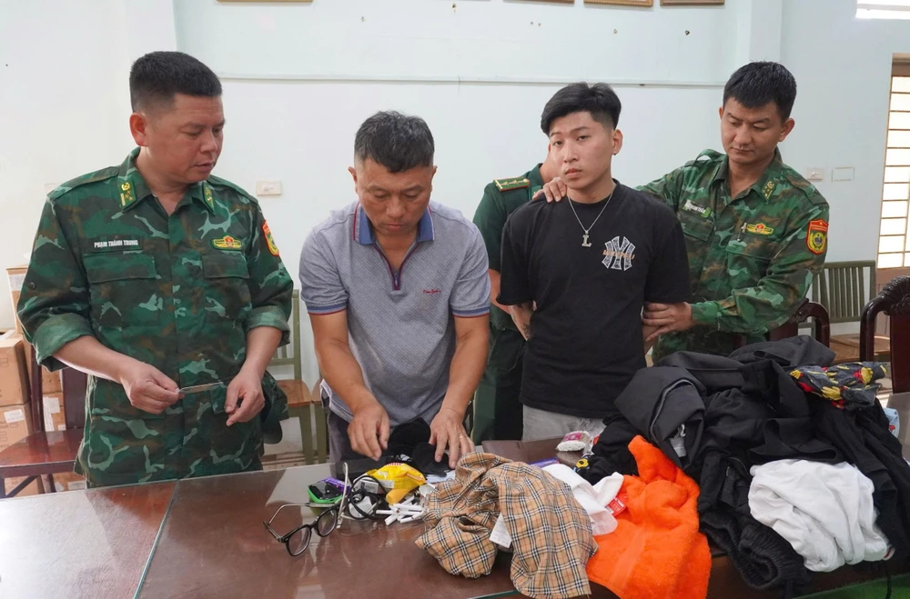 cửa khẩu Mỹ Quý Tây.jpg